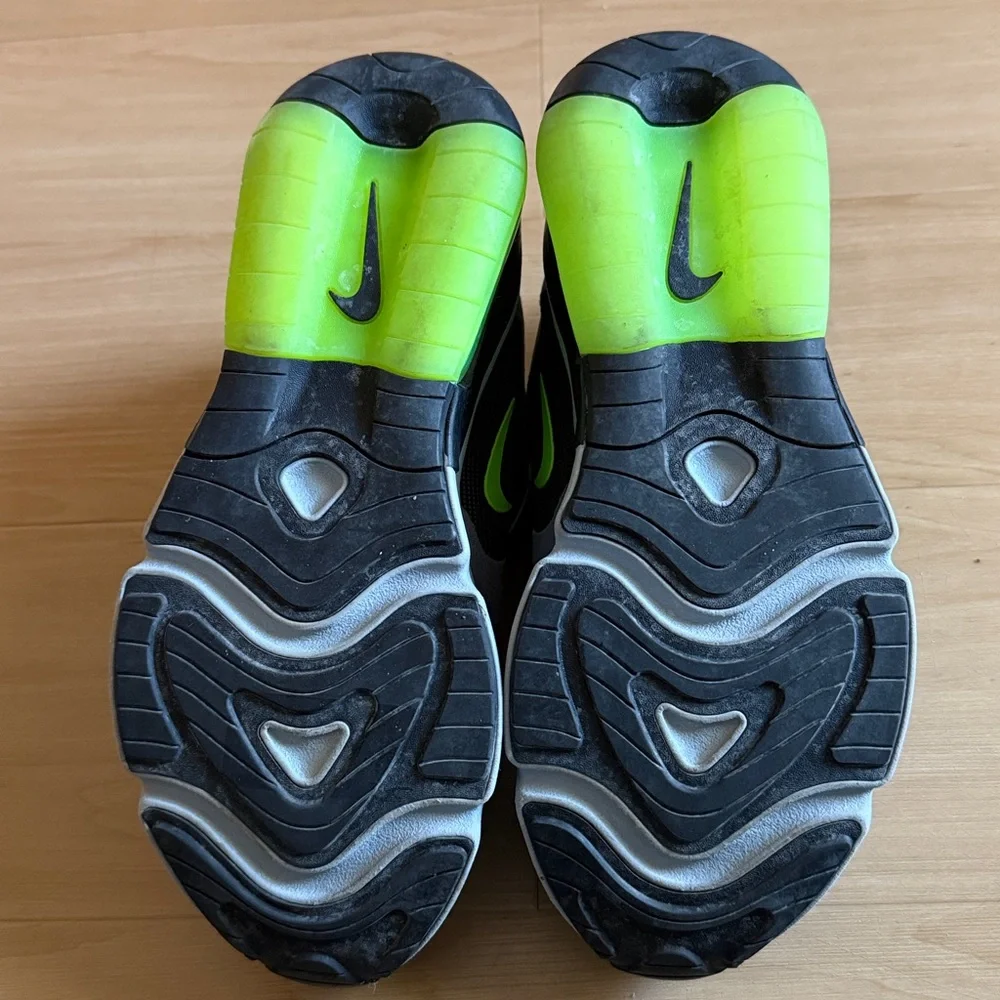 NIKE AIR MAX 200 PS ATHLETIC RUNNING WALKING SHOE CHARCOAL ELECTRIC GREEN SIZE 7